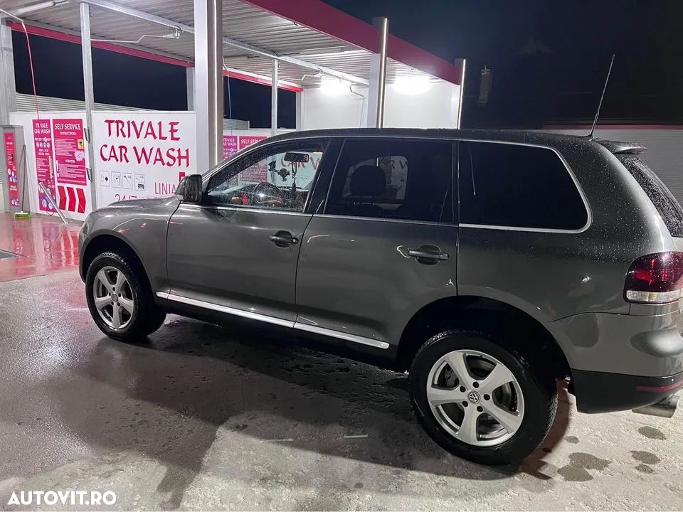 Volkswagen Touareg - 4