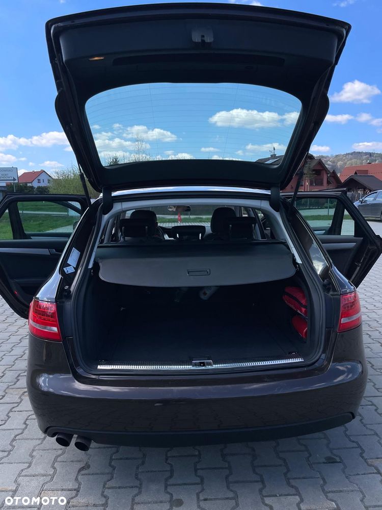 Audi A4 Avant 2.0 TDI Quattro - 12