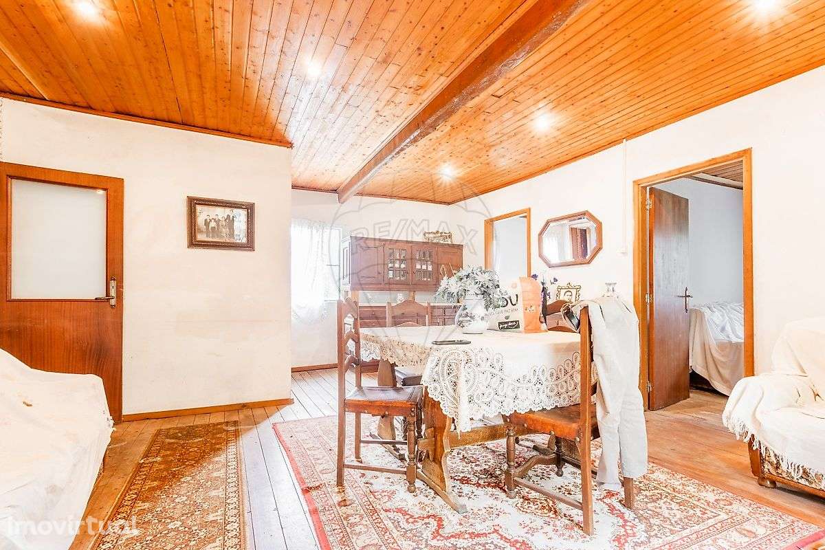 Moradia T2 para venda - Grande imagem: 2/21