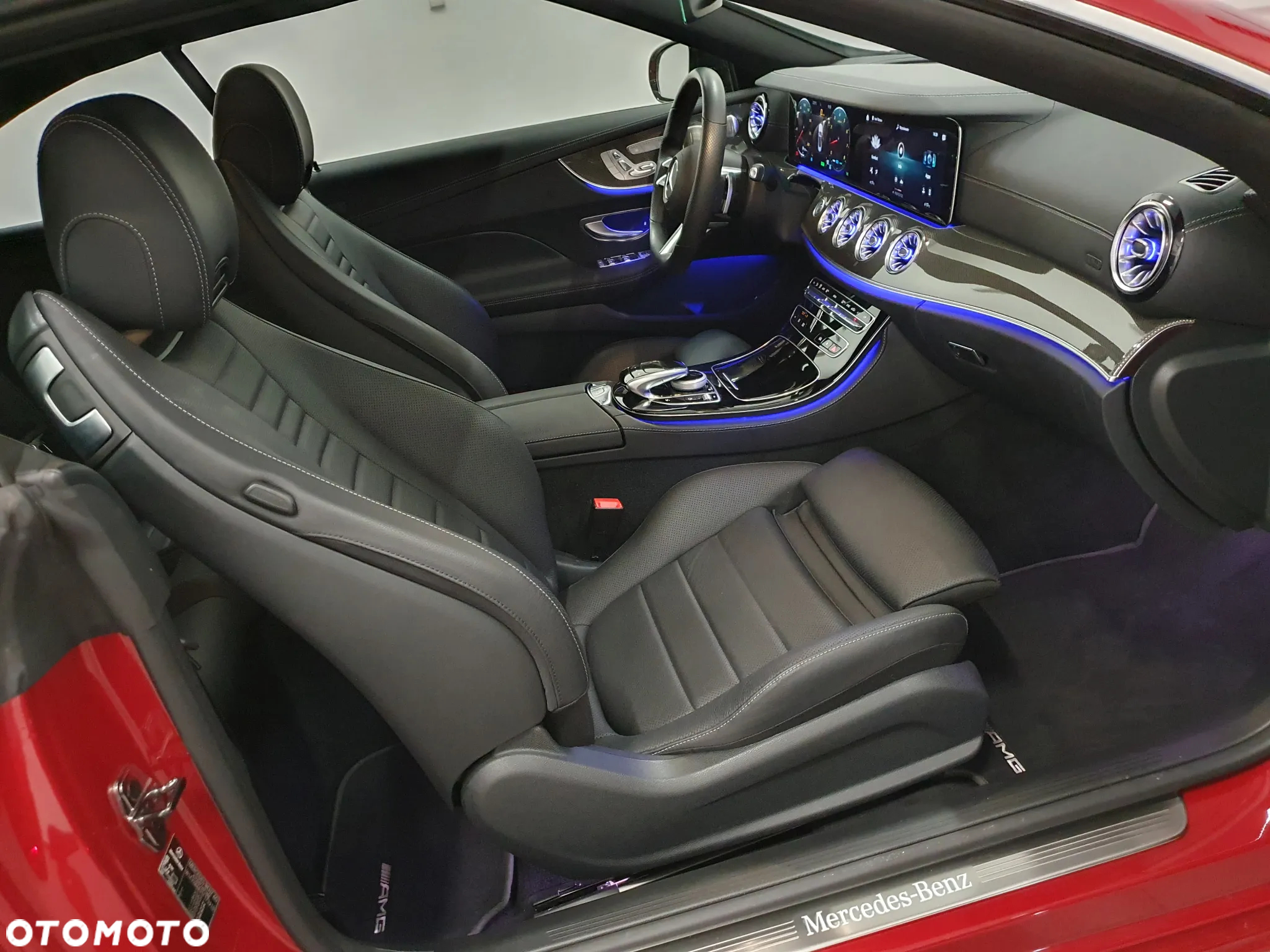 Mercedes-Benz Klasa E 300 Cabrio 9G-TRONIC AMG Line - 17