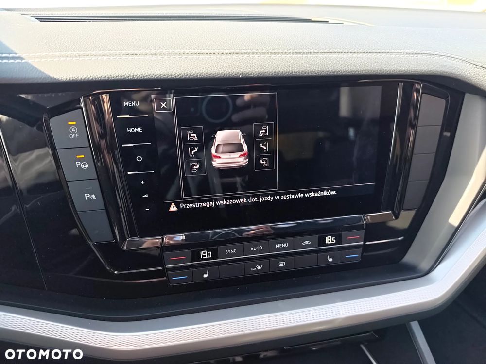 Volkswagen Touareg 3.0 V6 TDI SCR 4Mot Elegance - 22