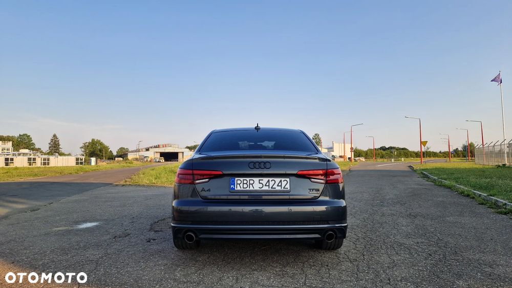 Audi A4 Limousine - 6
