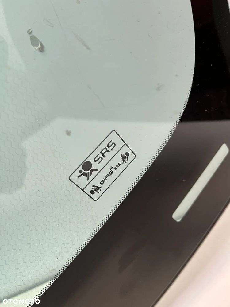 Volvo XC40 2023r Przednia Szyba Czołowa 32368787 - 3