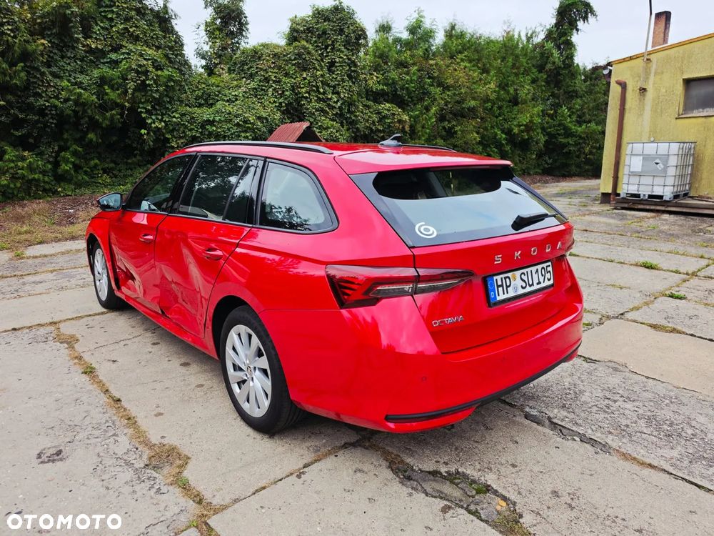Skoda Octavia 2.0 TDI Style DSG - 4
