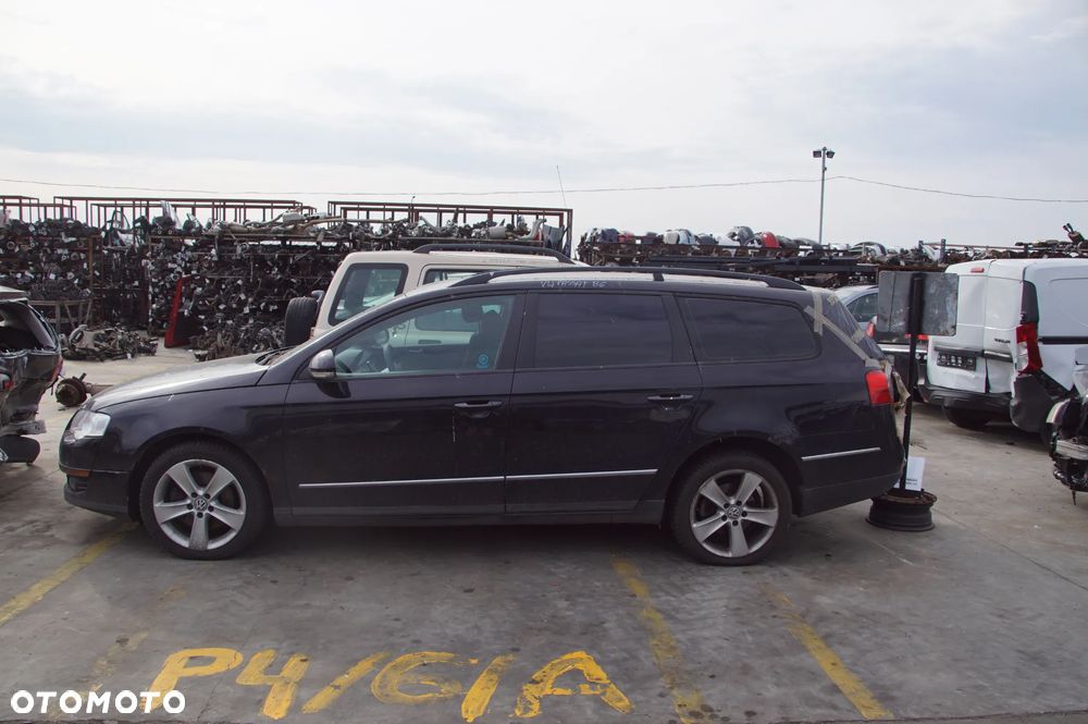 Auto na części - Volkswagen Passat B6 1.9 TDI 105 KM BXE HNV C9X 2006R Maska Drzwi Lusterka Zderzak Błotnik Silnik Skrzynia - 4