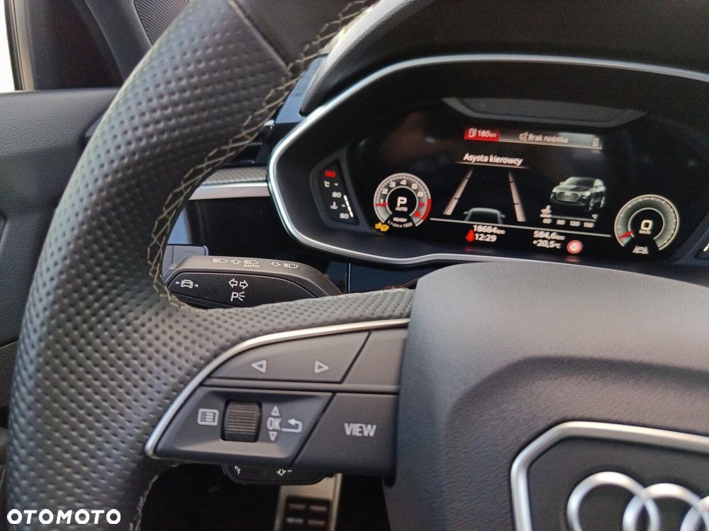 Audi Q3 - 22
