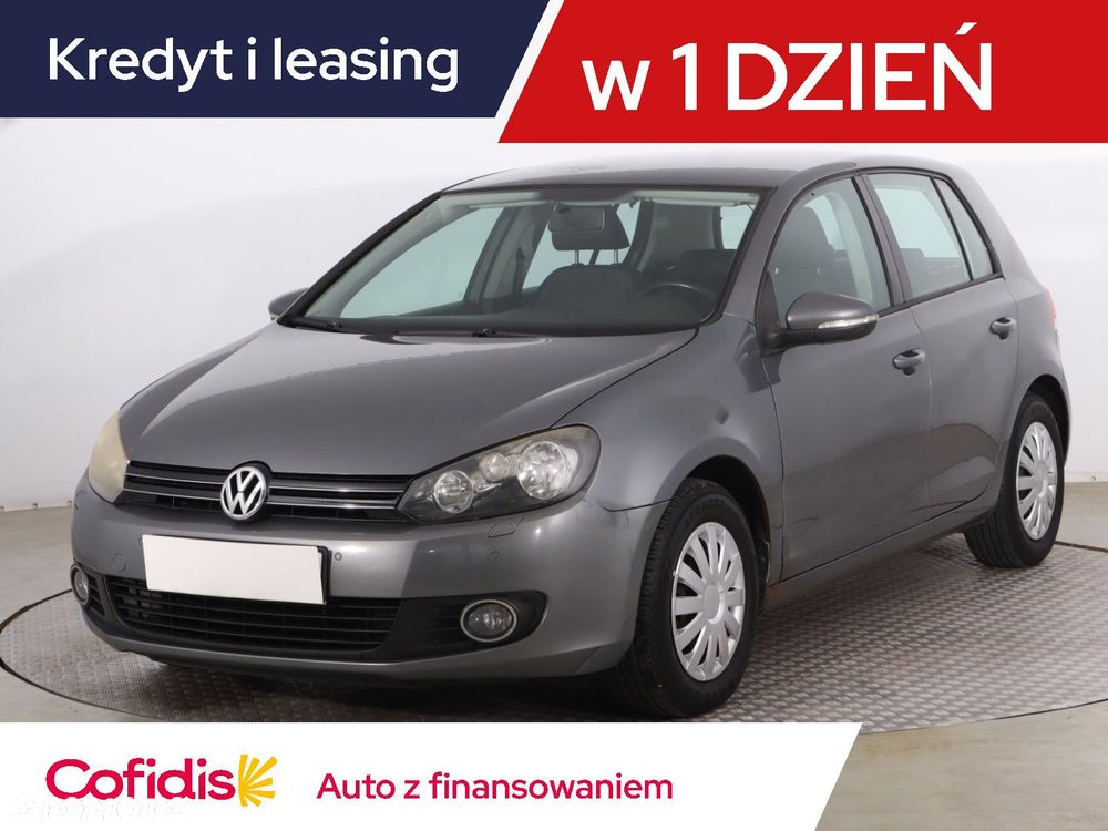 Volkswagen Golf - 2