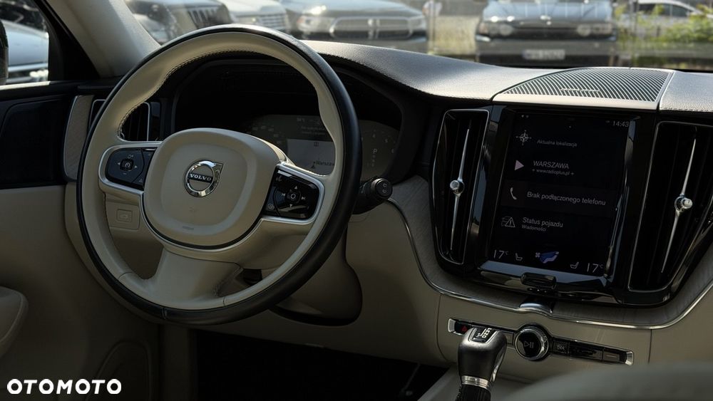 Volvo XC 60 T5 GPF Inscription - 16