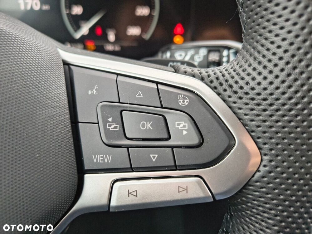 Volkswagen Touareg - 18