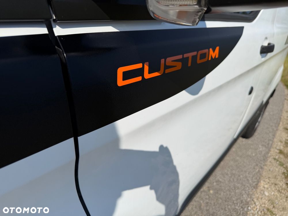 Ford TRANSIT CUSTOM - 22