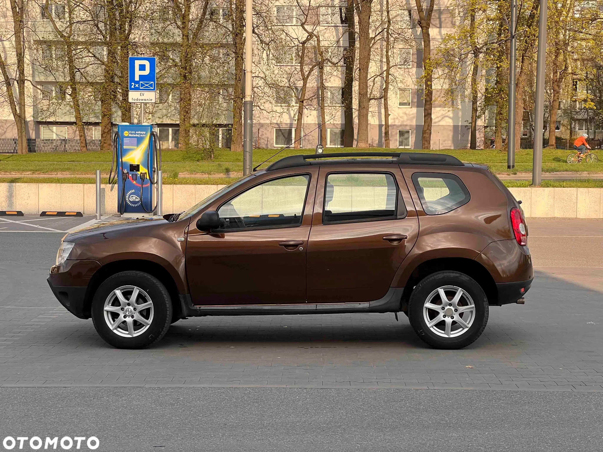 Dacia Duster 1.6 Laureate - 6