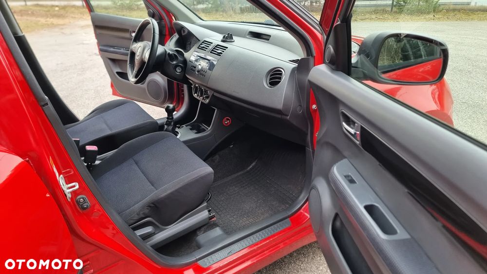 Suzuki Swift 1.3 JB Edition - 17