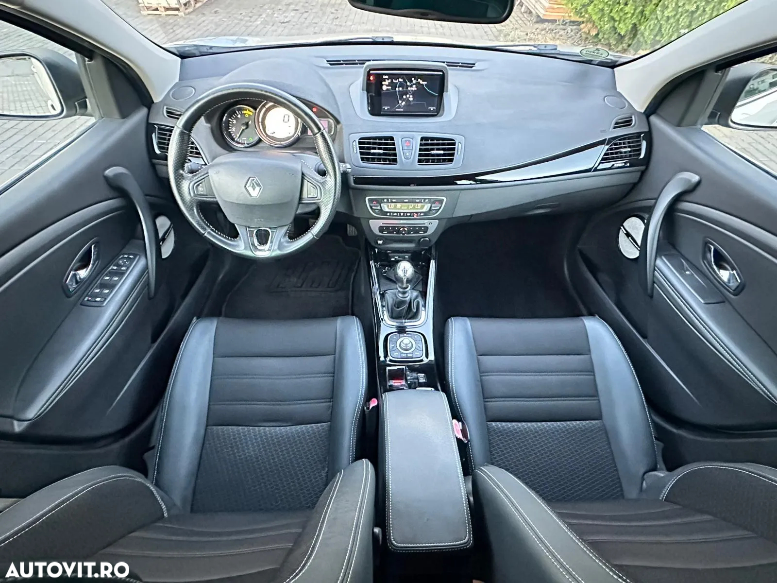 Renault Megane ENERGY dCi 110 Start & Stop Bose Edition - 5