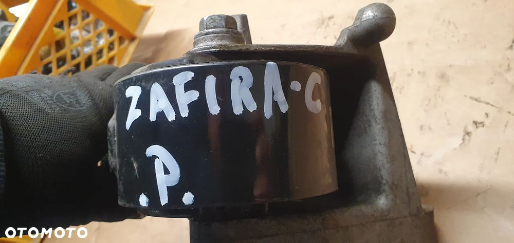 Łapa poduszka silnika Opel Zafira C 2.0 CDTI 13248665 - 10