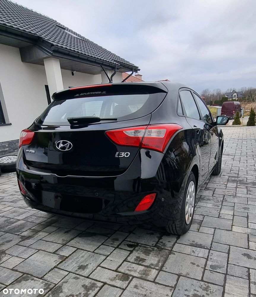 Hyundai i30 1.4 Classic + - 9