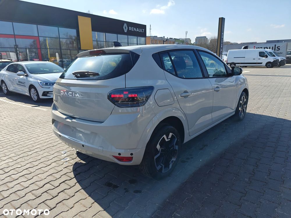 Dacia Sandero - 5