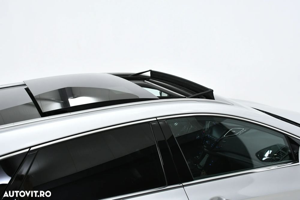 Hyundai i40 Kombi 1.7 CRDi DCT Premium - 28