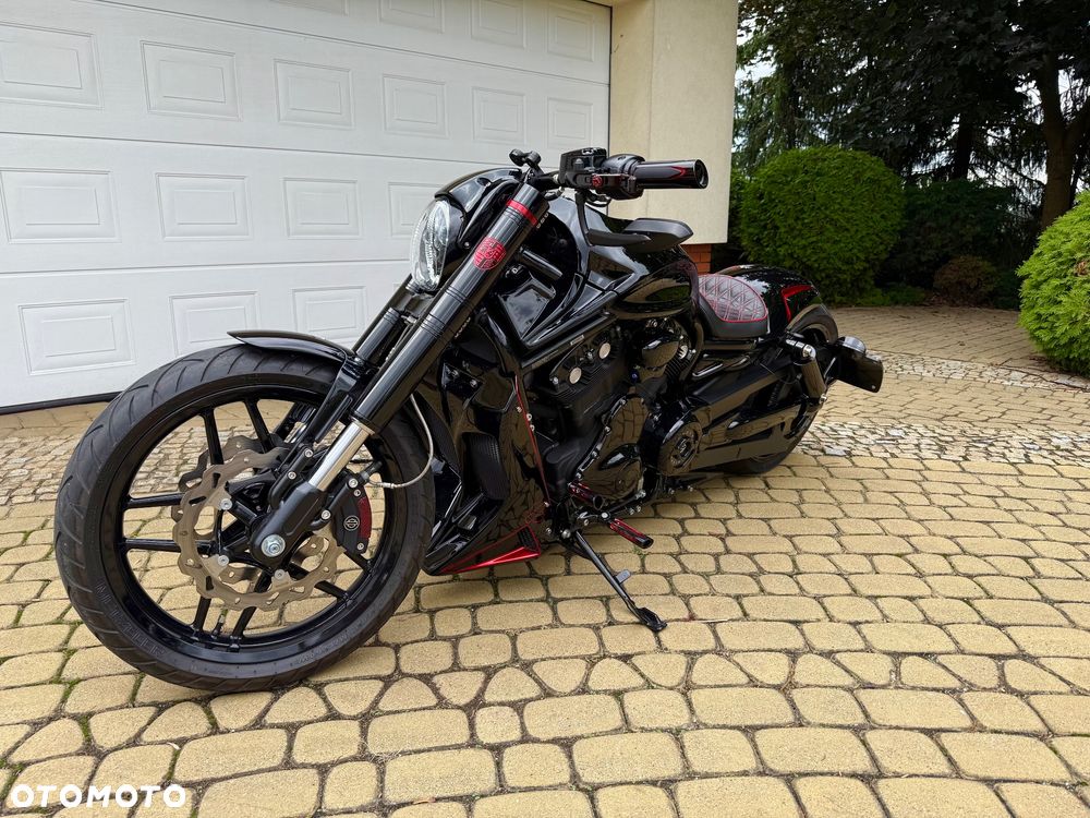 Harley-Davidson V-Rod Muscle - 2