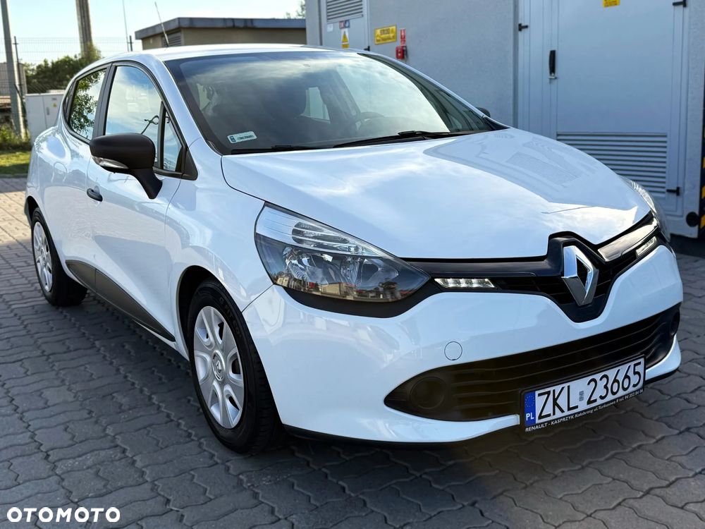 Renault Clio 1.2 16V Life - 11