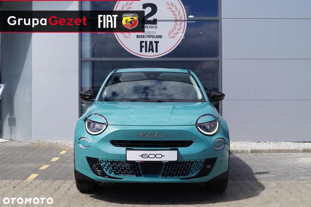 Fiat 600 1.2 Turbo La Prima eDCT - 4
