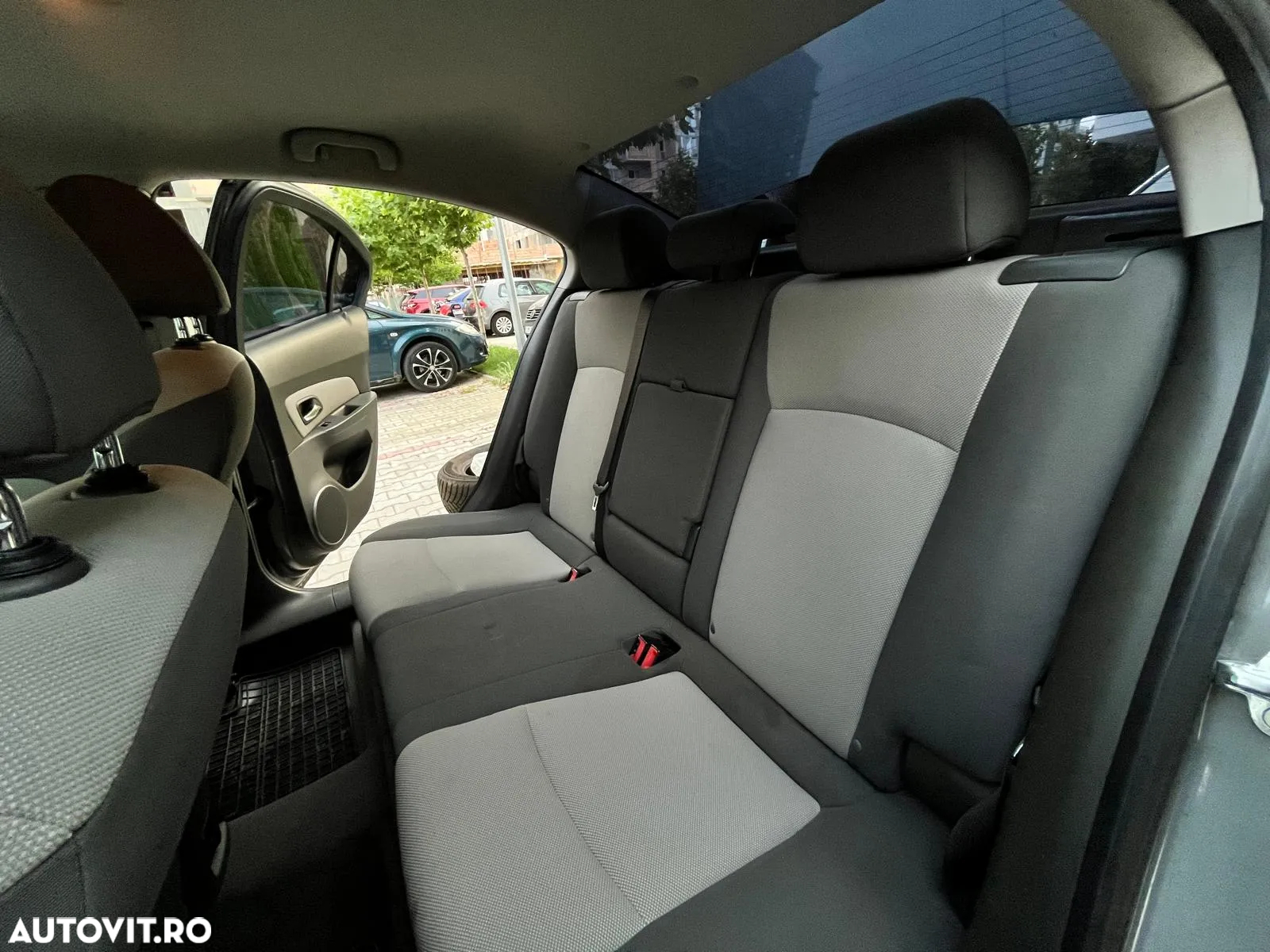 Chevrolet Cruze 1.6 BASE G1 - 13