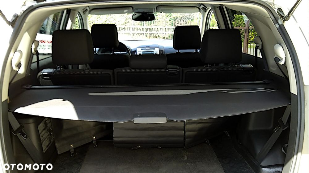 Toyota Corolla Verso 2.2 D-CAT DPF Sol - 15
