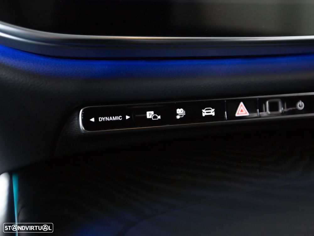 Mercedes-Benz E 300 de 4Matic All-Terrain - 37