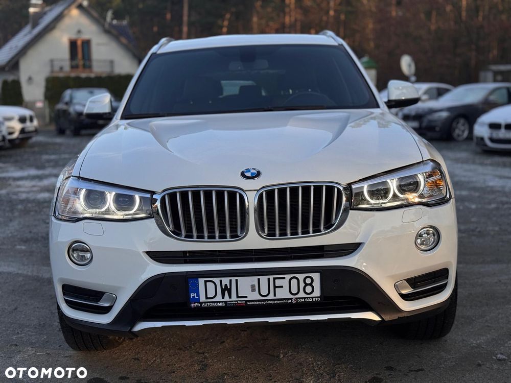 BMW X3 xDrive28i xLine - 4