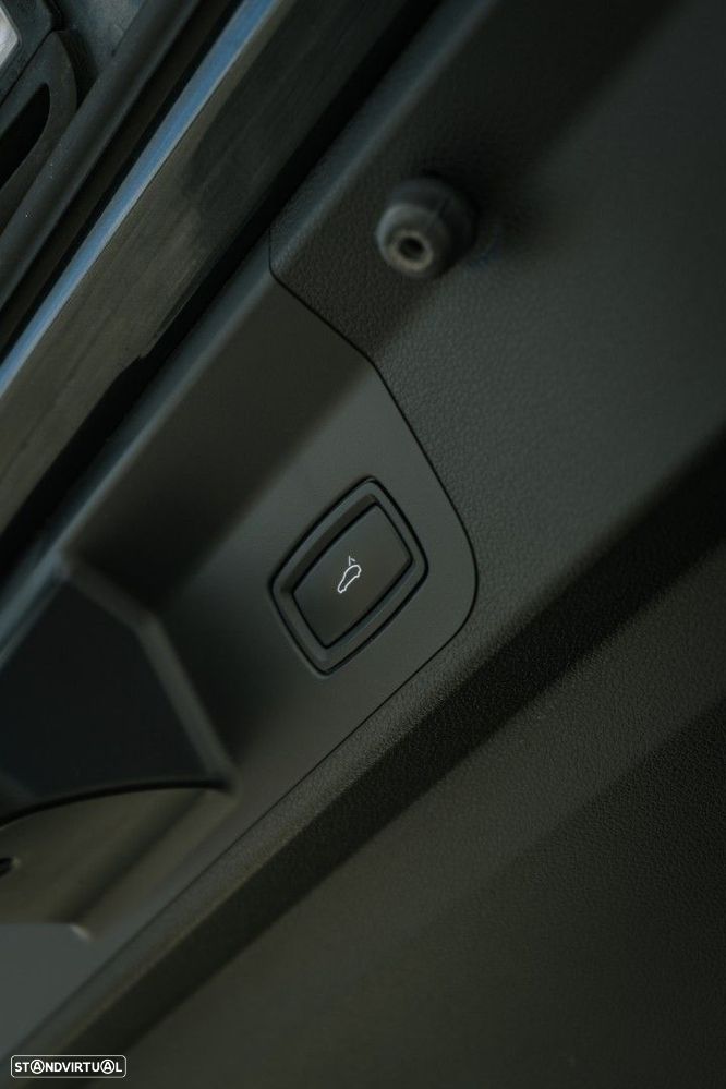 Porsche Panamera 4 E-Hybrid Executive - 35