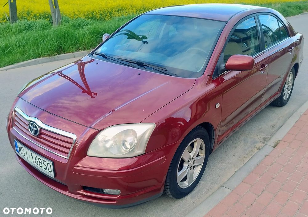 Toyota Avensis 1.8 VVT-i Luna - 2