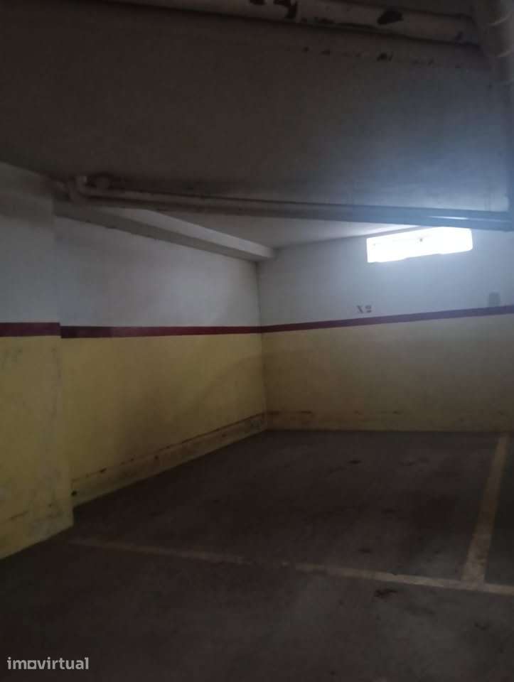 APARTAMENTO T1 COM GARAGEM - HOSPITAL SÃO JOÃO E PÓLO UNIVERSITÁRIO - Grande imagem: 2/16