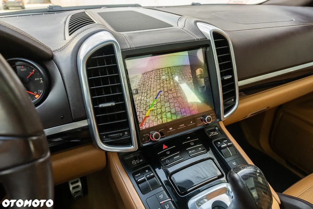 Porsche Cayenne S - 19