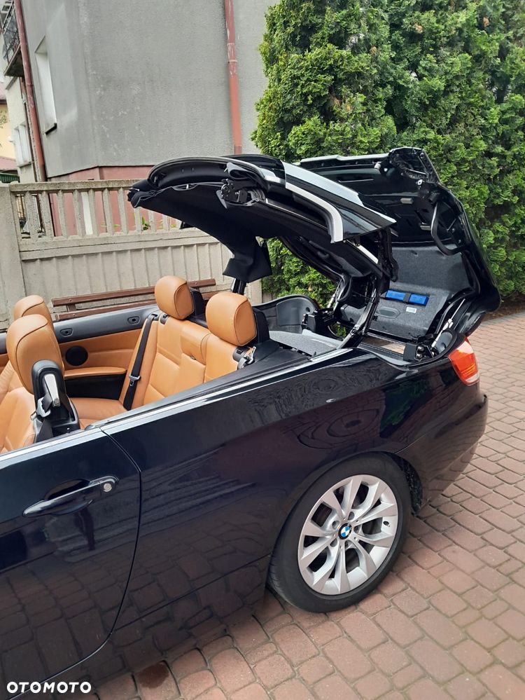 BMW Seria 3 320i - 13