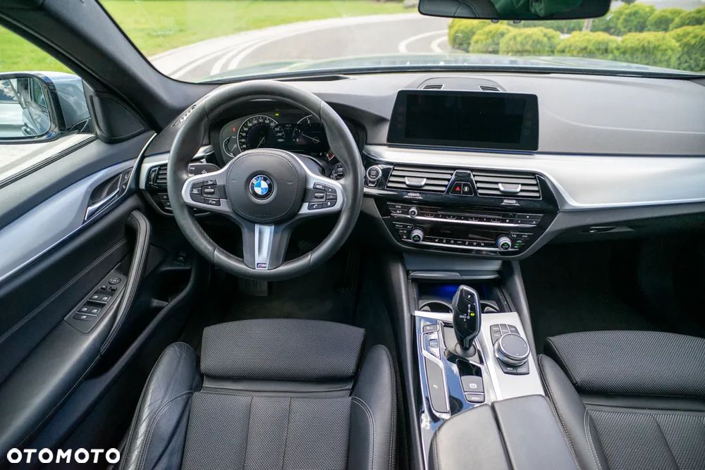 BMW Seria 5 520d M Sport Edition - 28