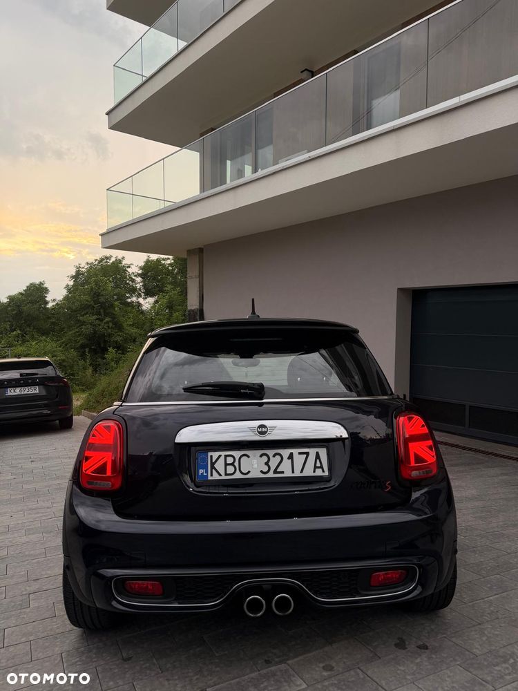 MINI Cooper S Sidewalk Trim - 9