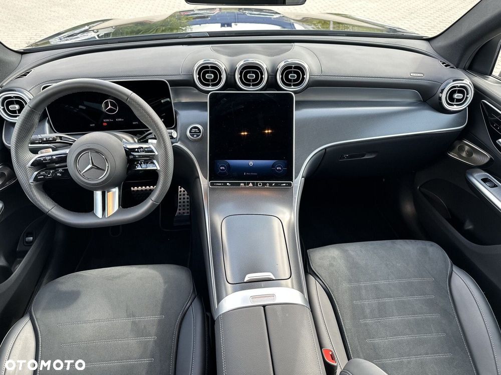 Mercedes-Benz GLC - 19