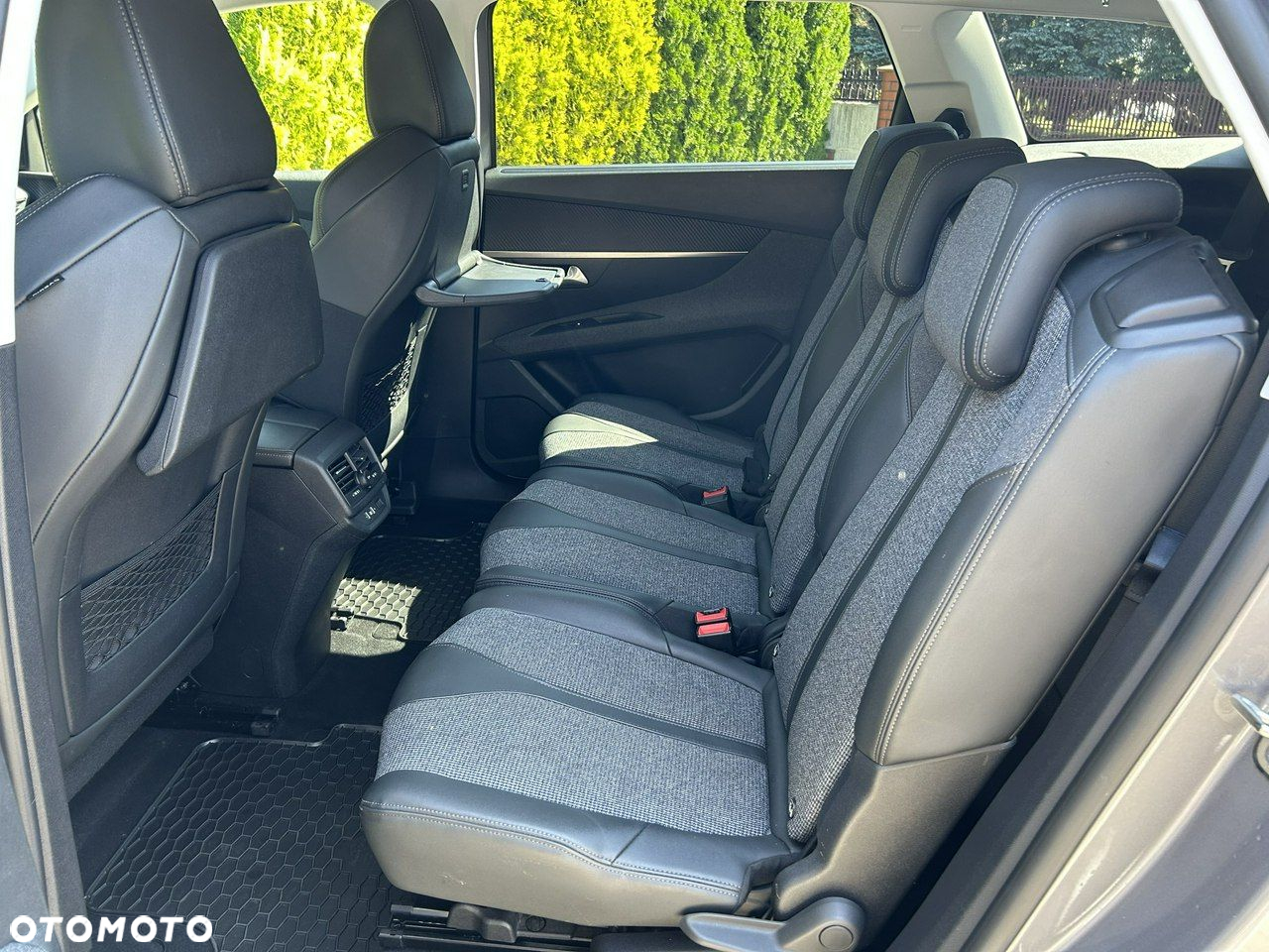 Peugeot 5008 BlueHDI 130 EAT8 Allure - 19