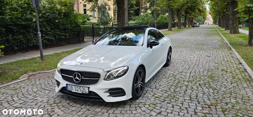 Mercedes-Benz Klasa E 220 d 4-Matic 9G-TRONIC - 1