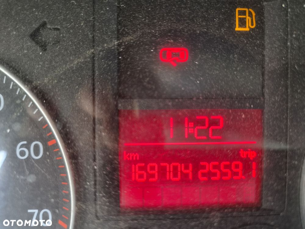 Volkswagen Golf - 5