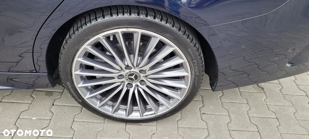 Mercedes-Benz Klasa C 220 d 9G-TRONIC - 39