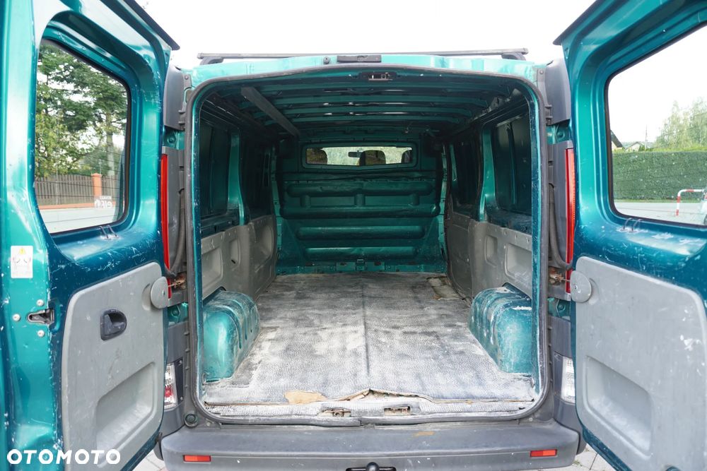 Renault TRAFIC - 22