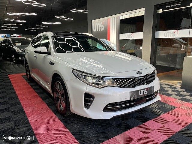 Kia Optima SW 1.7 CRDi GT Line 7DCT - 1