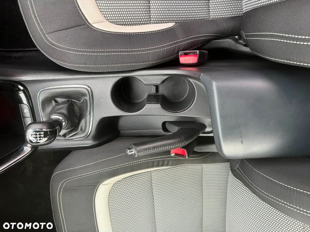 Kia ProCeed 1.6 CRDi 136 ISG Spirit - 23