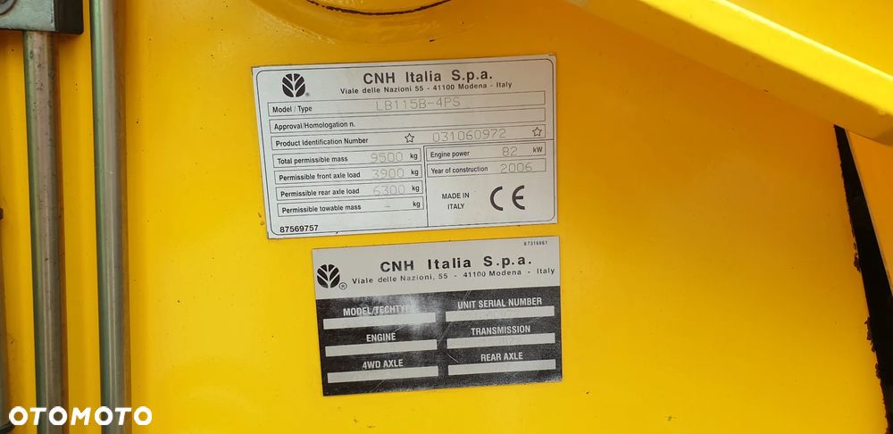 New Holland LB115B rok 2006 łyżka skarpowa hydr. + do kopania na dżojstikach - 16