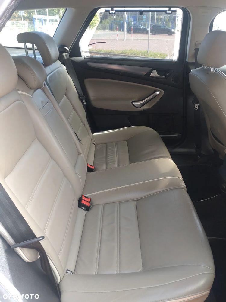 Ford Mondeo 2.0 TDCi Titanium X - 18