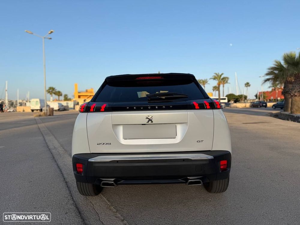 Peugeot 2008 1.2 PureTech GT Line - 15