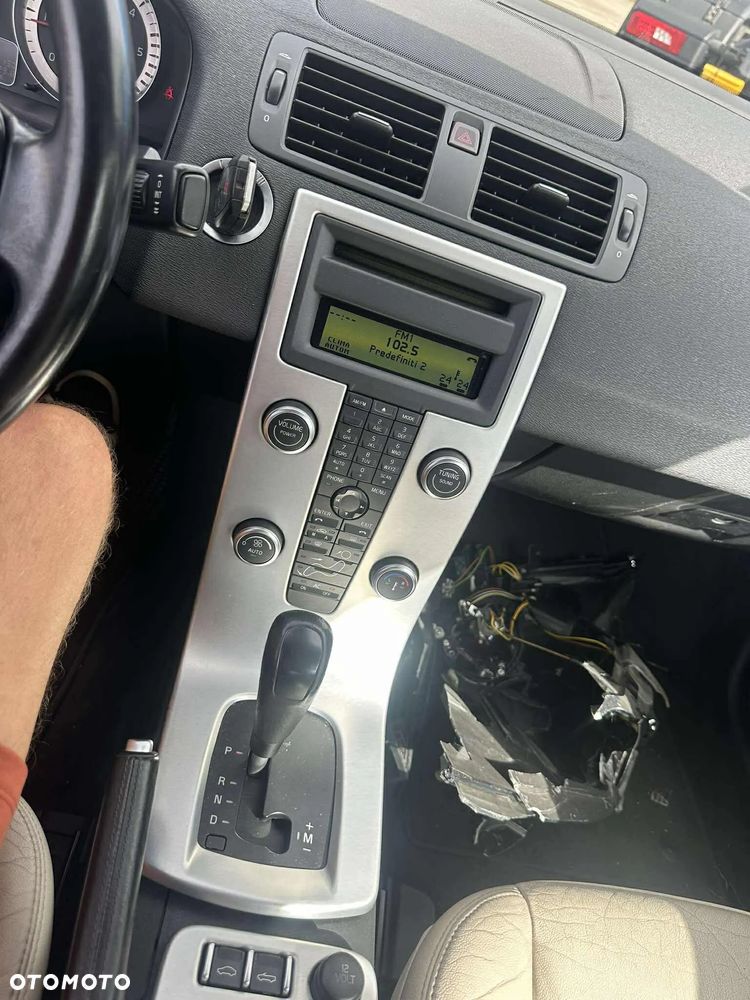 Volvo C70 2.0D Powershift Momentum - 10