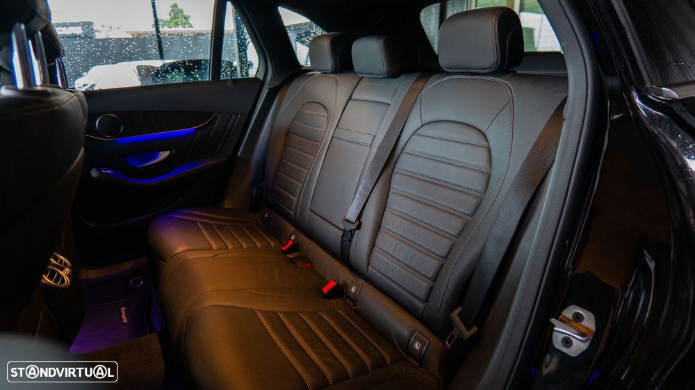 Mercedes-Benz GLC 300 - 29