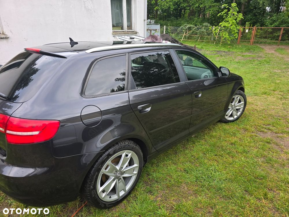 Audi A3 2.0 TDI DPF Ambiente S tronic - 19