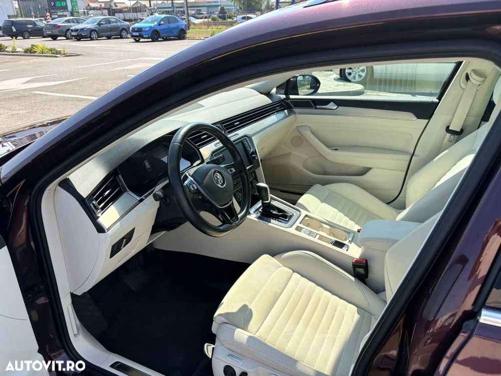 Volkswagen Passat - 3